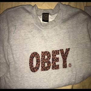 Obey crewneck